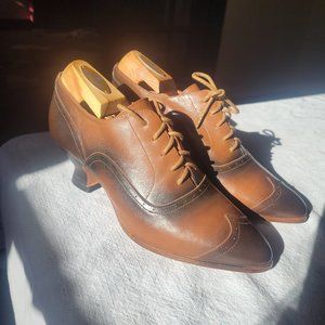 Londoner Women's Edwardian Oxfords, Brown Leather, size 9